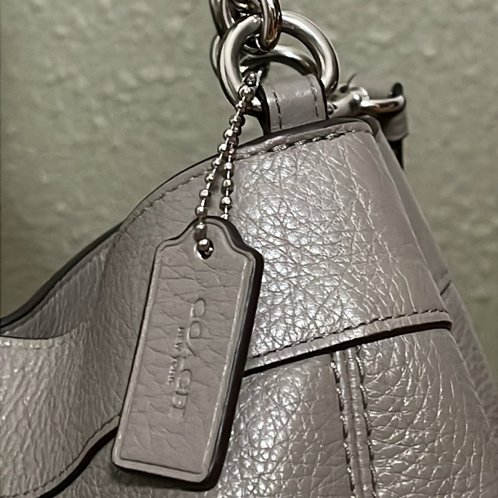COACH LEATHER SMALL LEXY SHOULDER BAG - Picture 2 of 16